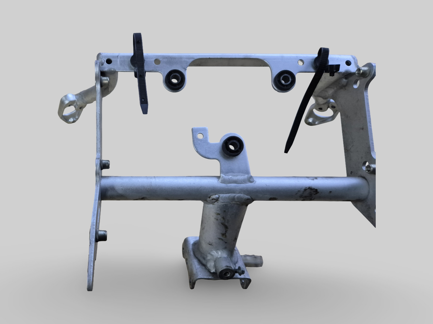 INSTRUMENT CLUSTER HOLDER FRONT SUBFRAME AP8135905 Aprilia RSV Mille 98-03