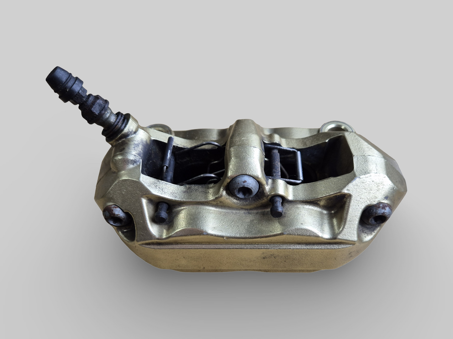 REMKLAUW VOOR LINKS BREMBO P2 GOUD AP8113893 Aprilia RSV Mille 98-03 / Tuono 02-05