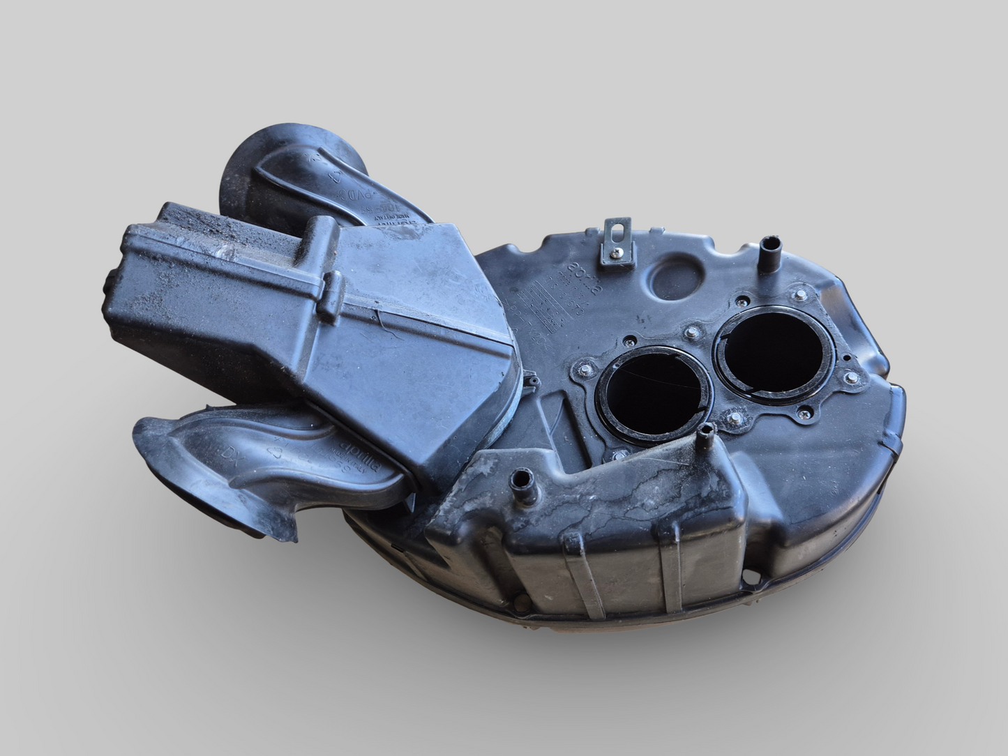 COMPLEET AIRBOX FILTERHUIS AP8149723 AP8148825 Aprilia RSV Mille 98-03 / Tuono 02-05