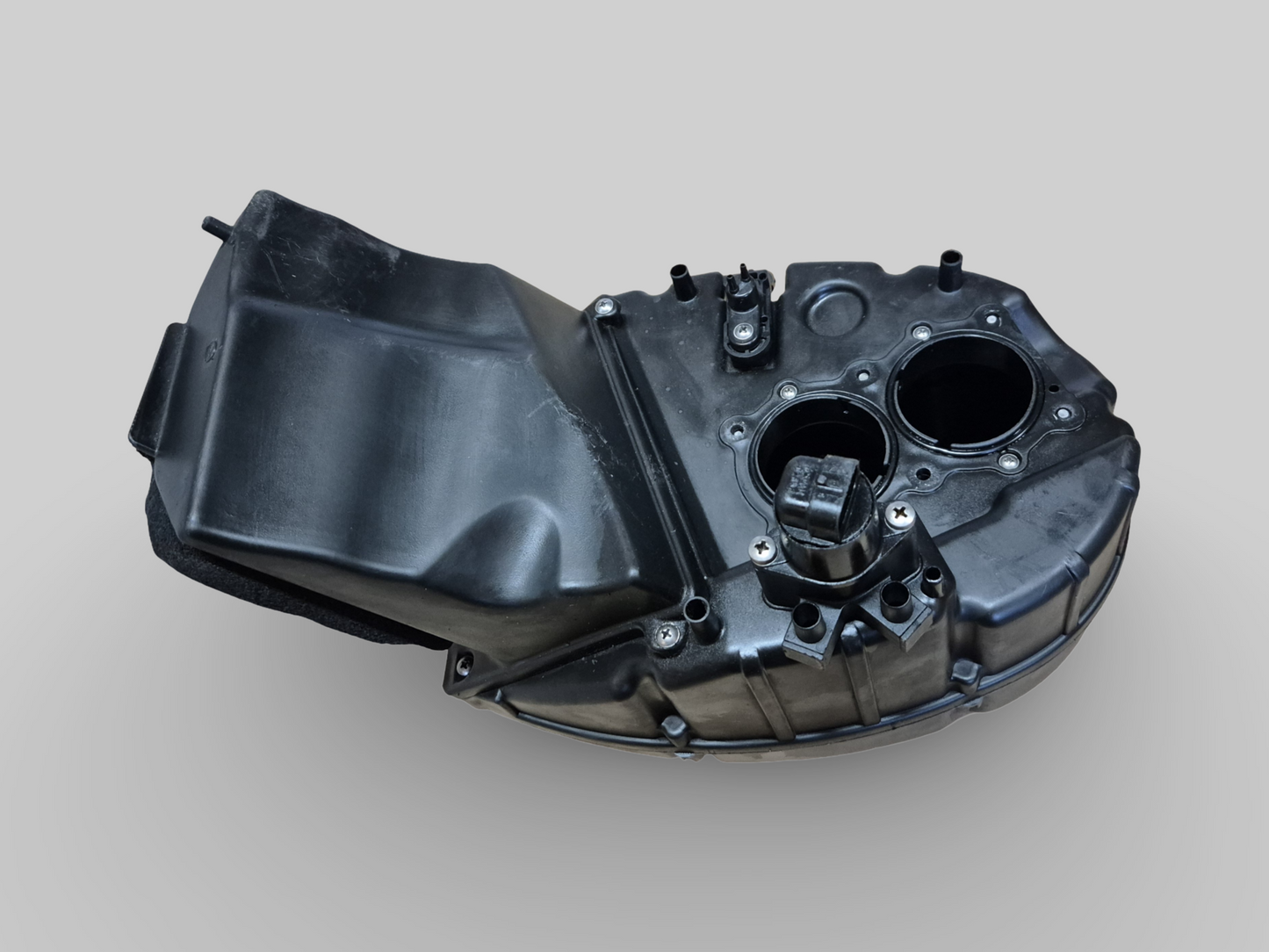 ONDERZIJDE AIRBOX FILTERHUIS AP8149667 Aprilia RSV Mille 01-03 / Tuono 02-05