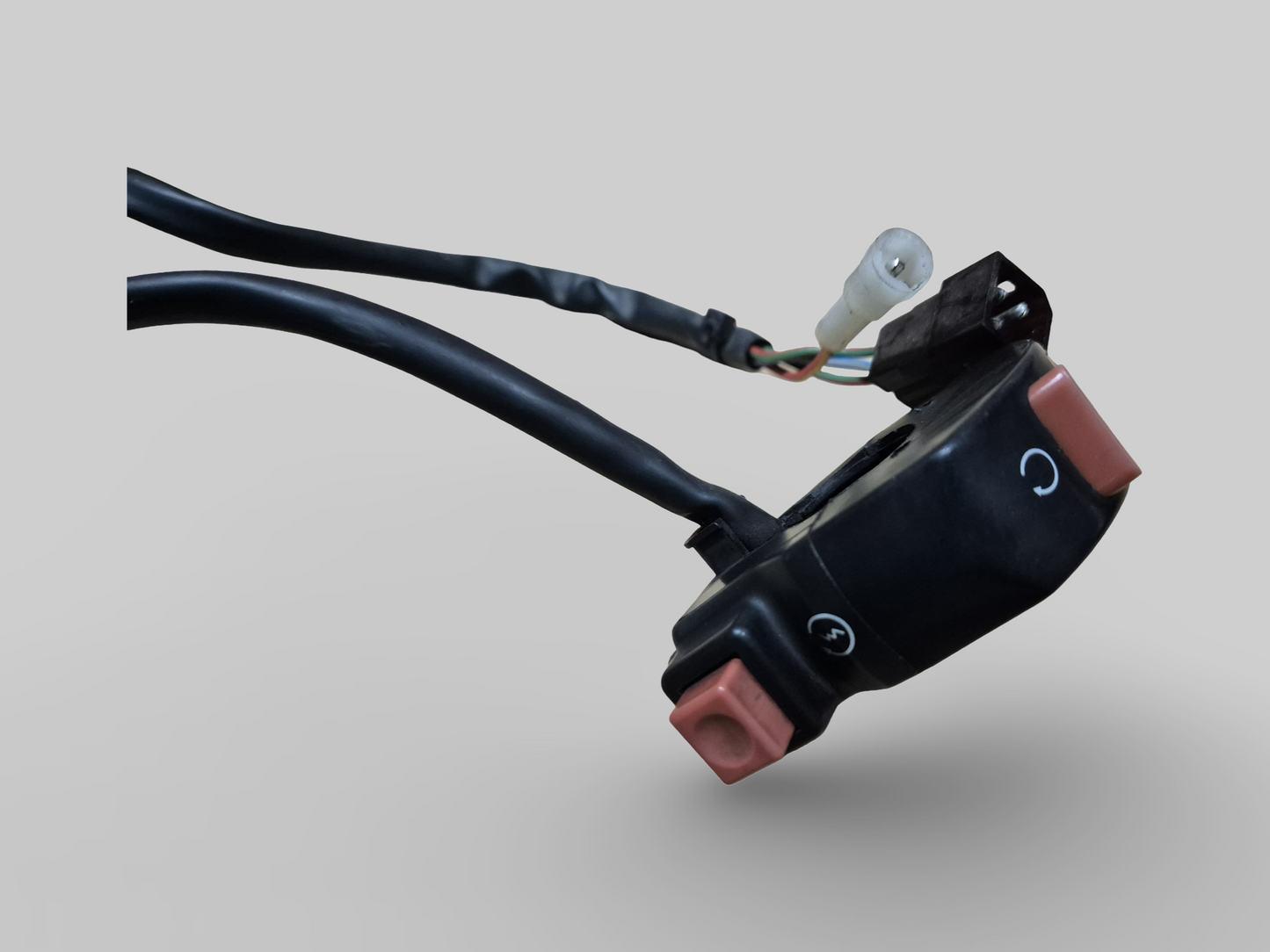 RIGHT-HAND SIDE HANDLEBAR KILLSWITCH AP8124260 Aprilia RSV Mille 1998-2000 / SL1000 Falco 00-03