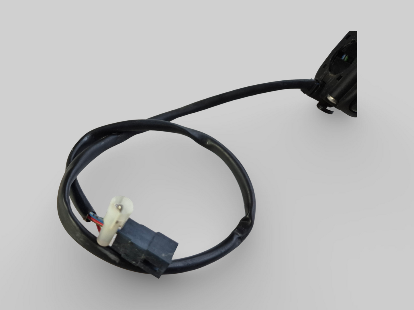 RECHTS STUURKILLSWITCH AP8118580 Aprilia RSV Mille 01-03 / Tuono 02-05