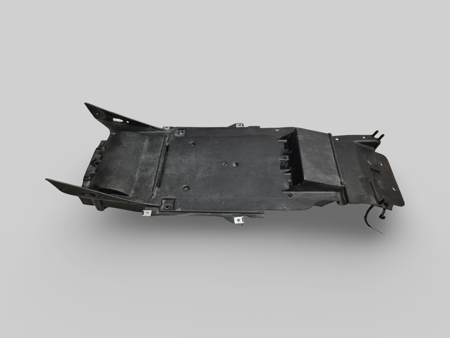 UNDER SADDLE / BATTERY HOLDER AP8138591 Aprilia RSV Mille 98-03 / Tuono 02-05