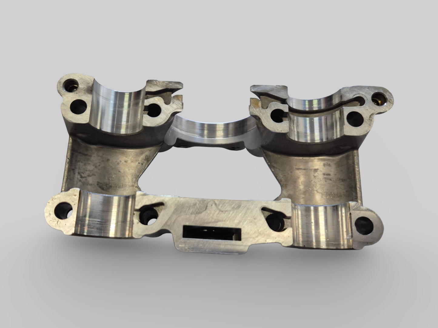 REAR CAMSHAFT BRIDGE V990 AP0613057 Aprilia RSV Mille 1998-2000