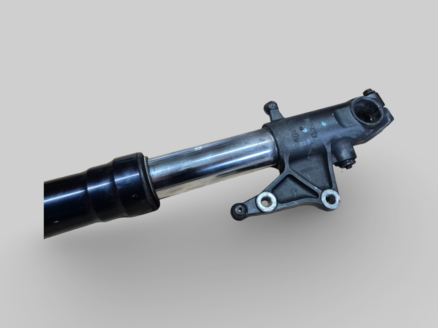 LINKER ZIJVORKPOOT AP8123971 Aprilia RSV Mille 01-03 / Tuono 02-05