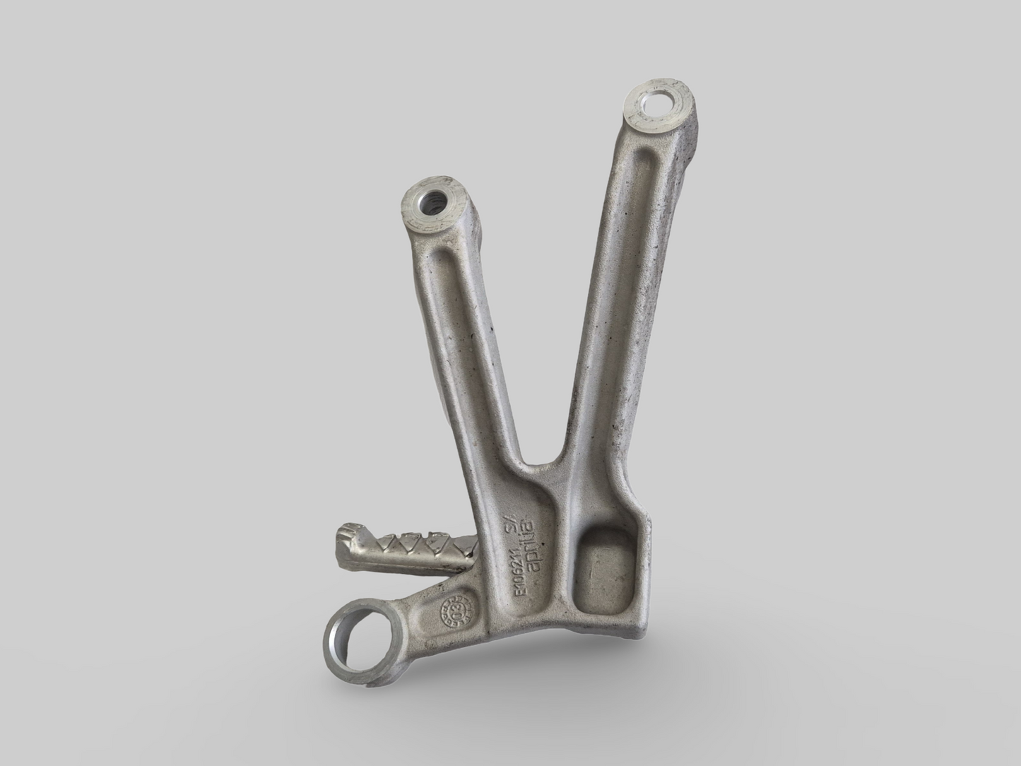 LEFT-HAND PASSENGER FOOTREST SUPPORT AP8154071 Aprilia RSV1000R 04-10 / Tuono 1000R 06-10