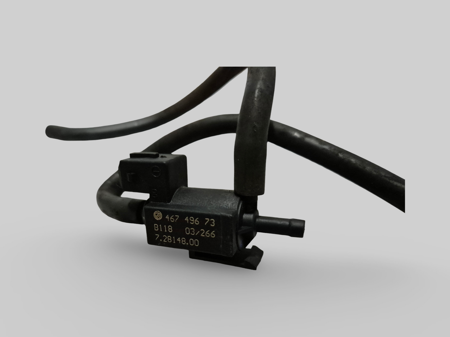 VACUUM RELAY / SOLENOID VALVE 3VIE AP8127176 Aprilia RSV1000R 04-10 / Tuono 1000R 06-10