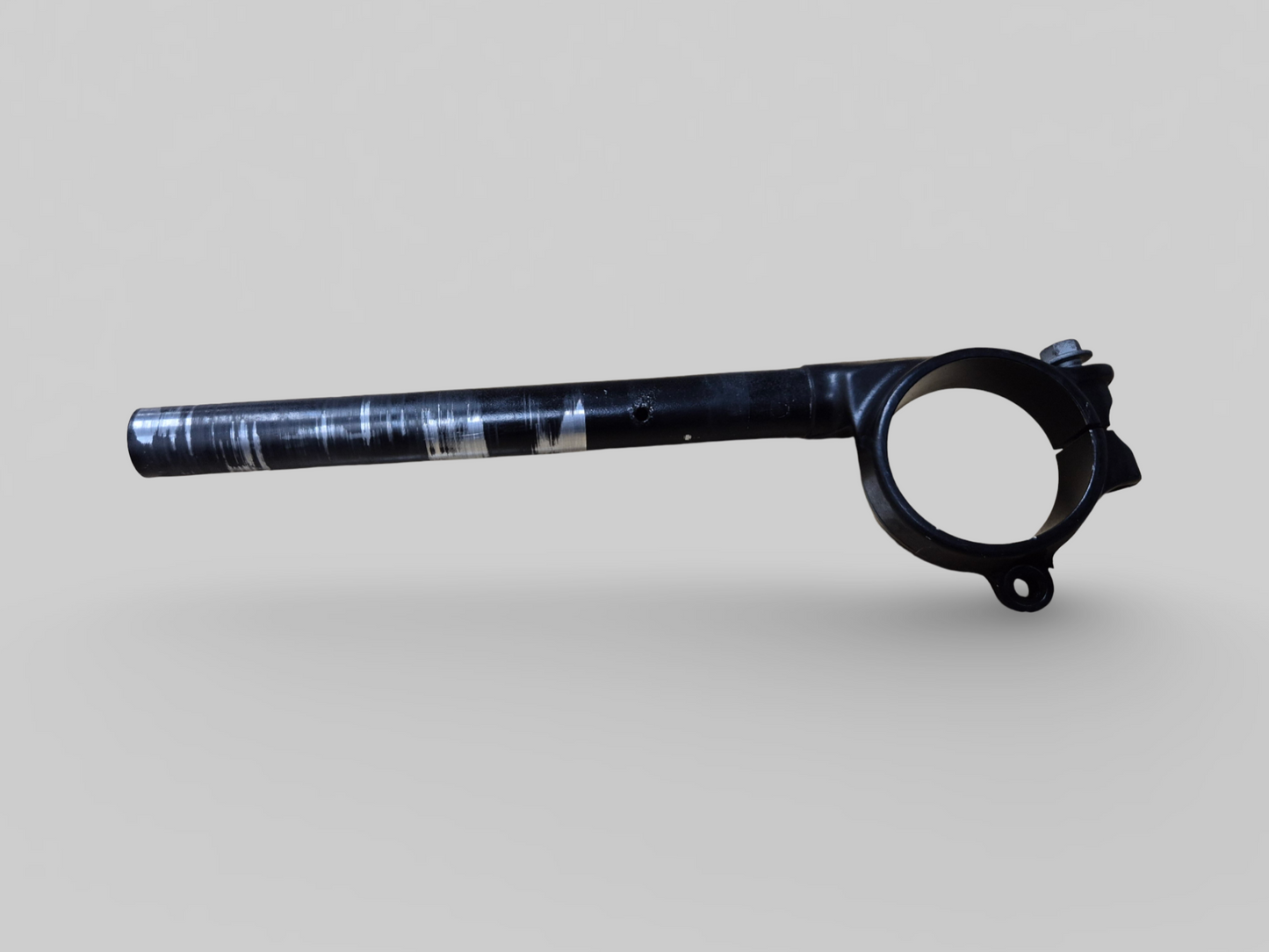 CÔTÉ DROIT 54mm GUIDON CLIP-ON AP8118592 Aprilia RSV Mille 98-03