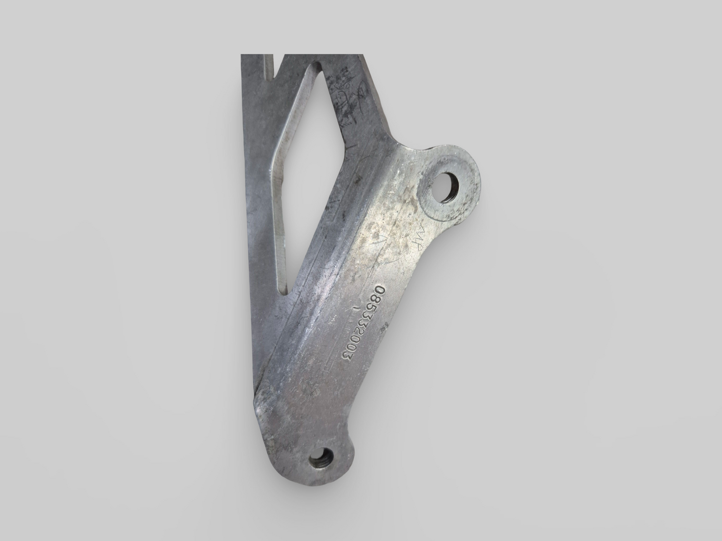 LEFT-HAND EXHAUST MOUNTING BRACKET Aprilia RSV Mille 98-03 / Tuono 02-05