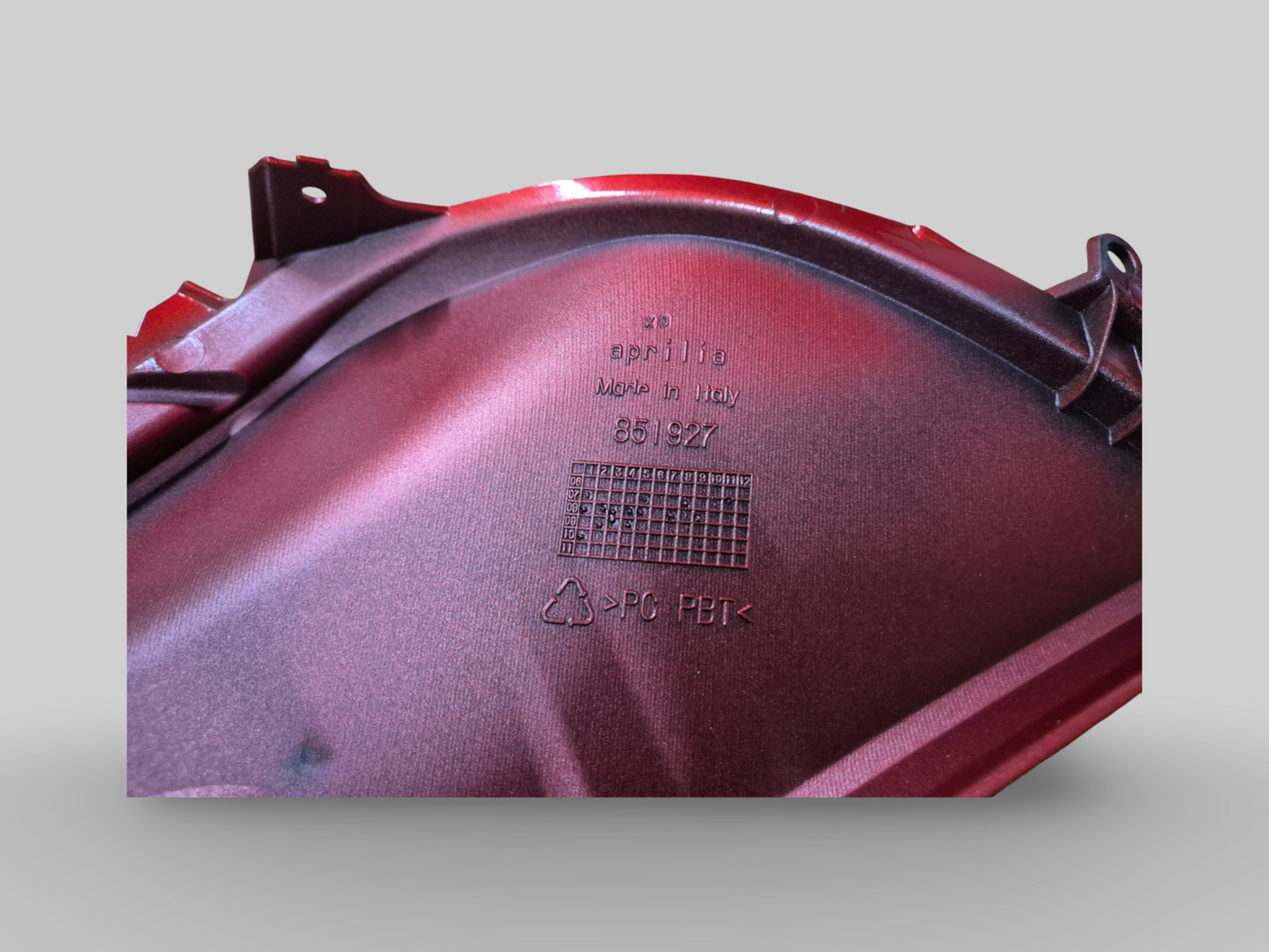 BOUTEILLE DE RÉSERVOIR DE RÉSERVOIR D'EAU DE REFROIDISSEMENT AP8138556 Aprilia RSV Mille 98-03 / Tuono 02-05