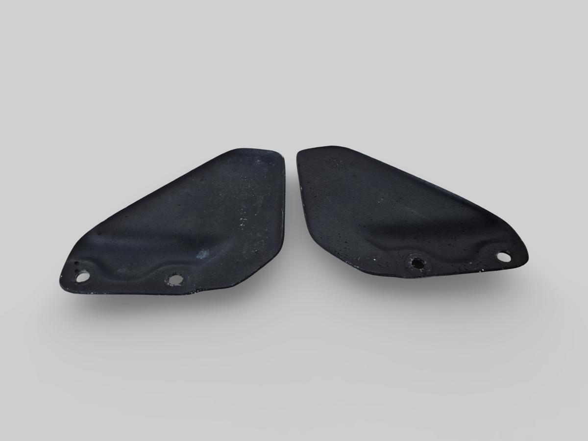 CARBON HEELPLATE SET Aprilia RSV Mille 98-03 / Tuono 02-05 / RSV1000R 04-10