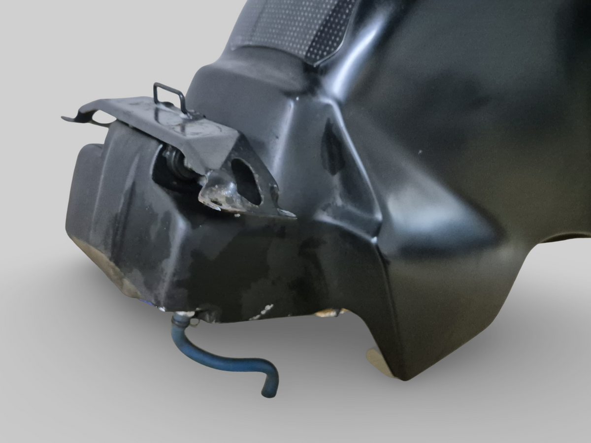 FUEL TANK DIABLO BLACK AP8158600 Aprilia RSV Mille 01-03 / Tuono 02-05