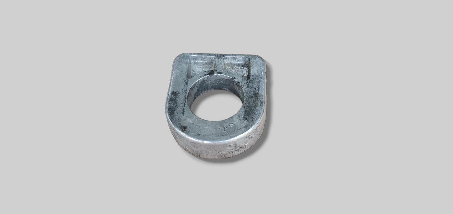 RECHTER KETTINGGELEIDEPLAAT AP8120985 Aprilia RSV Mille 98-03 / Tuono 02-05