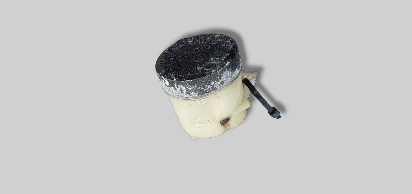 REMVLOEISTOFRESERVOIR AP8113499 Aprilia RSV Mille 98-03 / Tuono 02-05