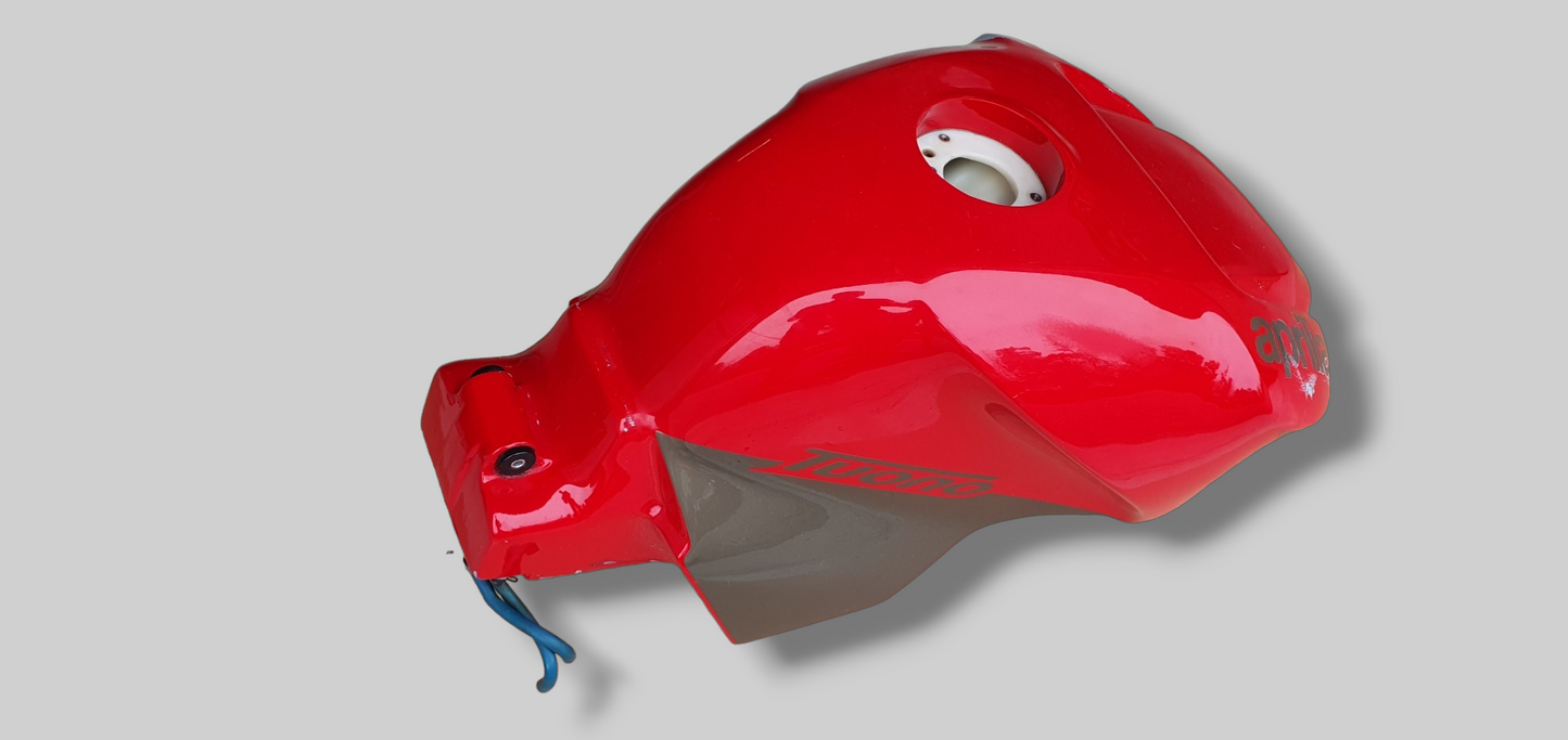 BRANDSTOFTANK WARM ROOD TUONO AP8168218 Aprilia RSV Mille 01-03 / Tuono 02-05