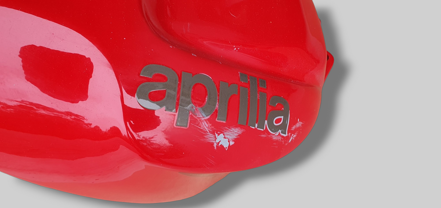 BRANDSTOFTANK WARM ROOD TUONO AP8168218 Aprilia RSV Mille 01-03 / Tuono 02-05