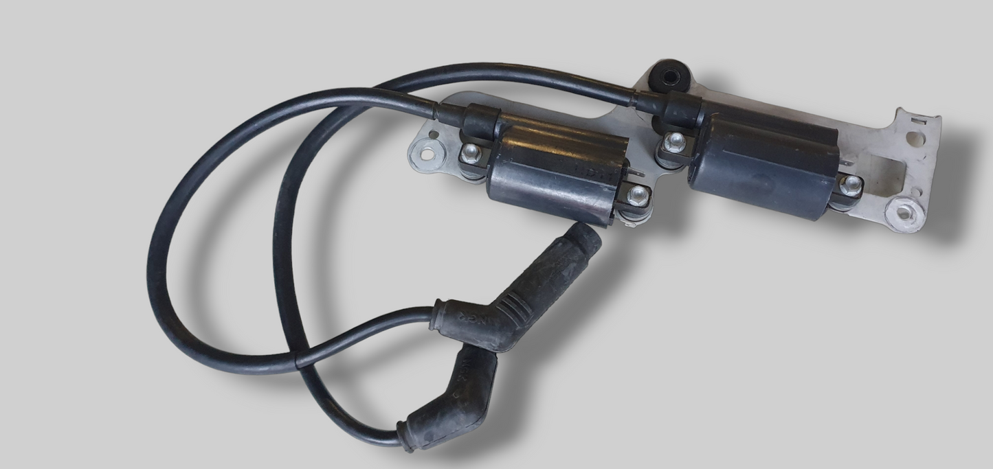 LINKERZIJDE HT-BOBINE AP0265480 Aprilia RSV Mille 98-03 / Tuono 02-05