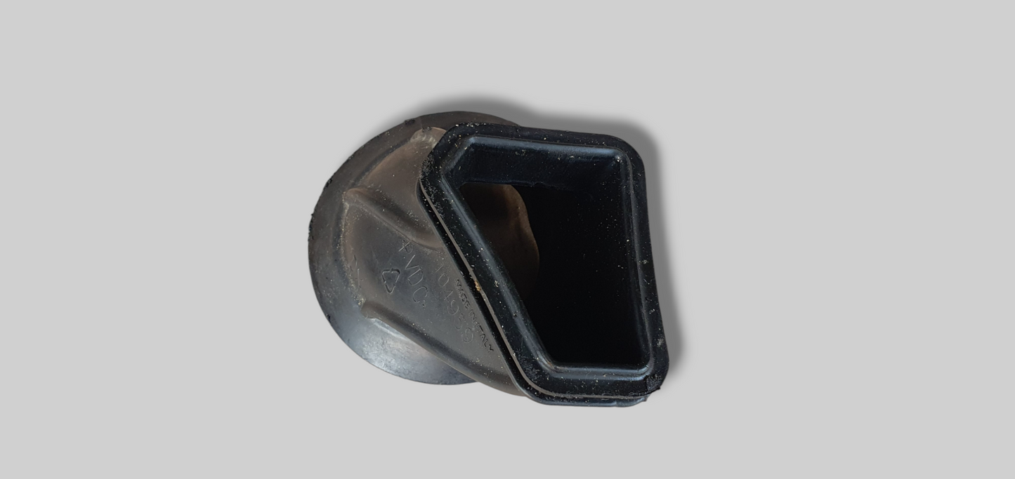 LUCHTBOX INLAATSLANG RECHTER ZIJ AP8144381 Aprilia RSV Mille 01-03 / Tuono 02-05