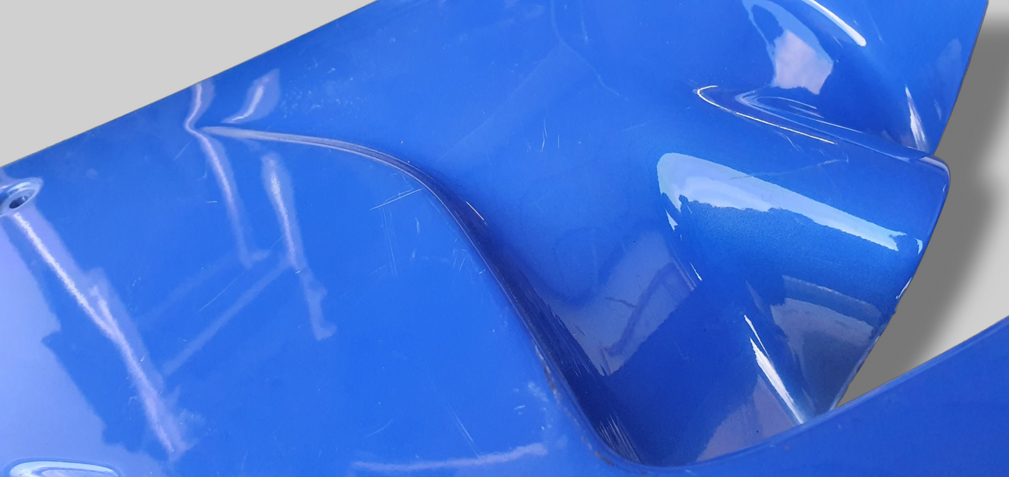 ELEKTRISCH BLAUW RECHTERKANT BOVENKUIP AP8148923 Aprilia RSV Mille 01-03