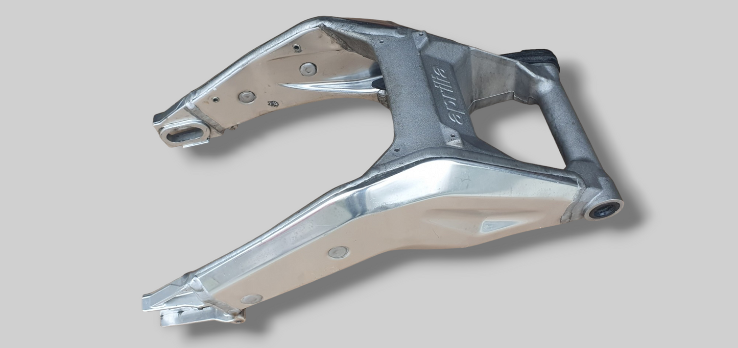 SWINGARM AP8145020 Aprilia RSV1000R 04-10 / Tuono 1000R 06-10