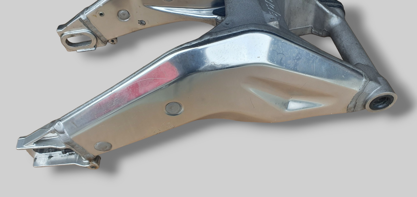 SWINGARM AP8145020 Aprilia RSV1000R 04-10 / Tuono 1000R 06-10