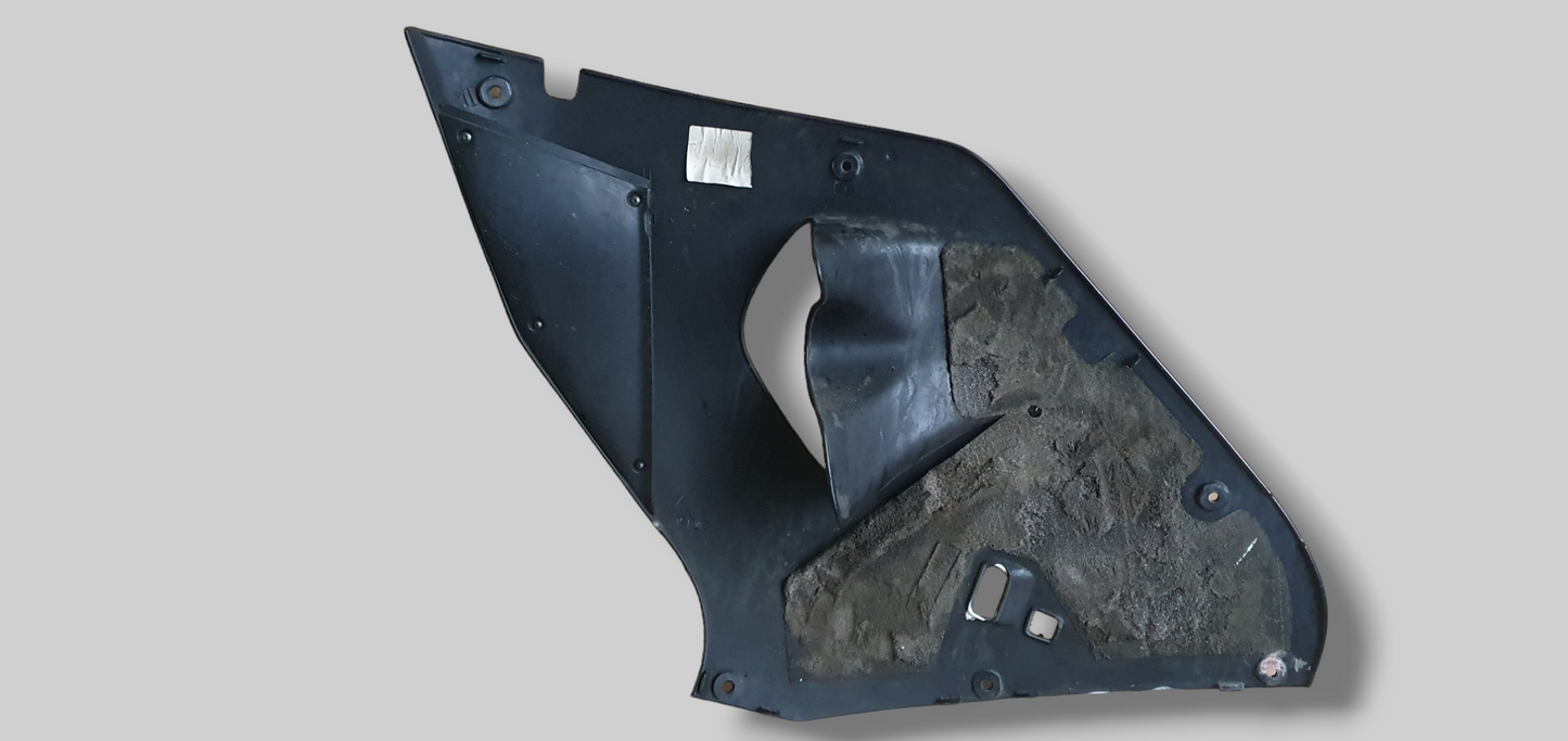 KUIP RECHTER ZWART AP8148553 Aprilia RSV Mille 98-00