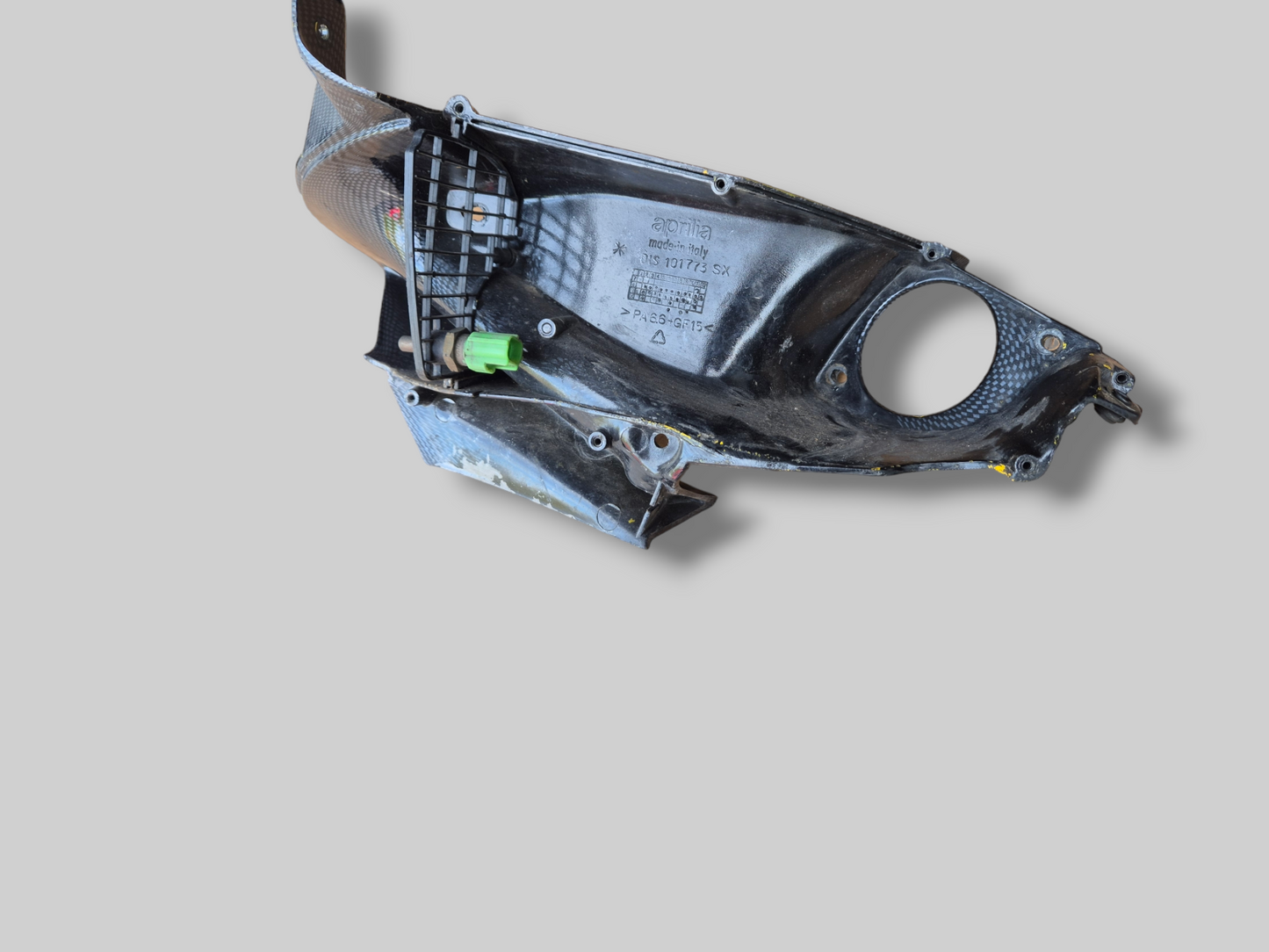 LINKSE INTERNE LUCHTKANAALKUIP, ZWART AP8149278 Aprilia RSV Mille 98-03