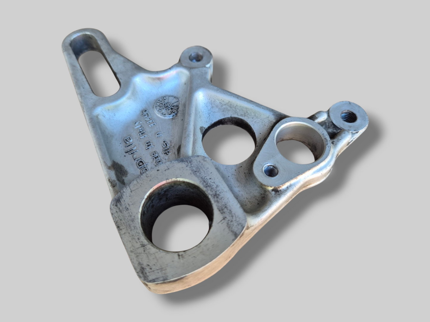 ACHTERREMKLAUW GOUD BREMBO AP8113897 Aprilia RSV Mille 98-03 / Tuono 02-05