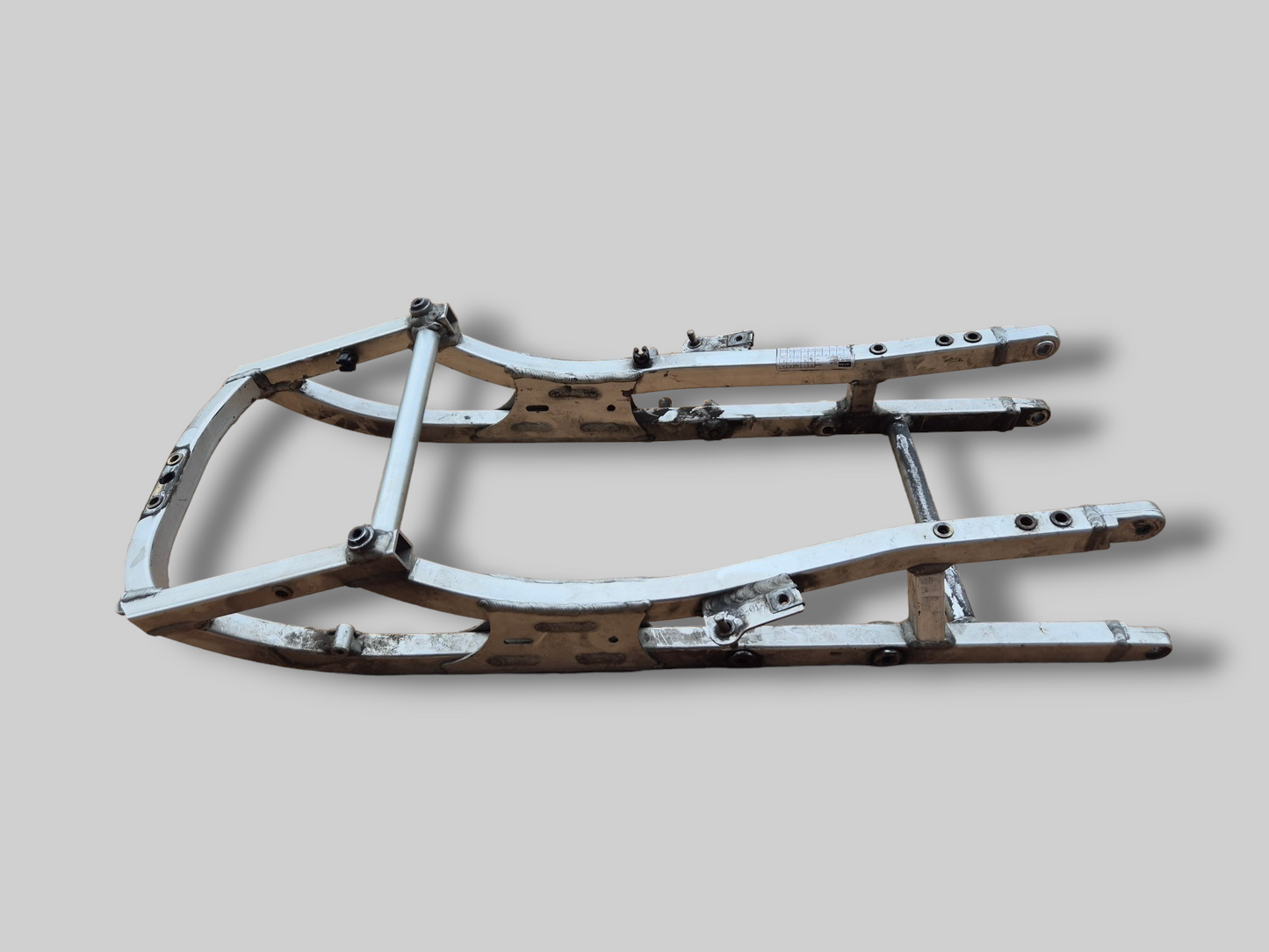 ZADELSTEUN ACHTER SUBFRAME AP8146457 Aprilia RSV Mille 98-03 / Tuono 02-05