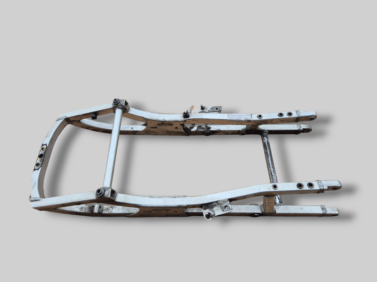 ZADELSTEUN ACHTER SUBFRAME AP8146457 Aprilia RSV Mille 98-03 / Tuono 02-05