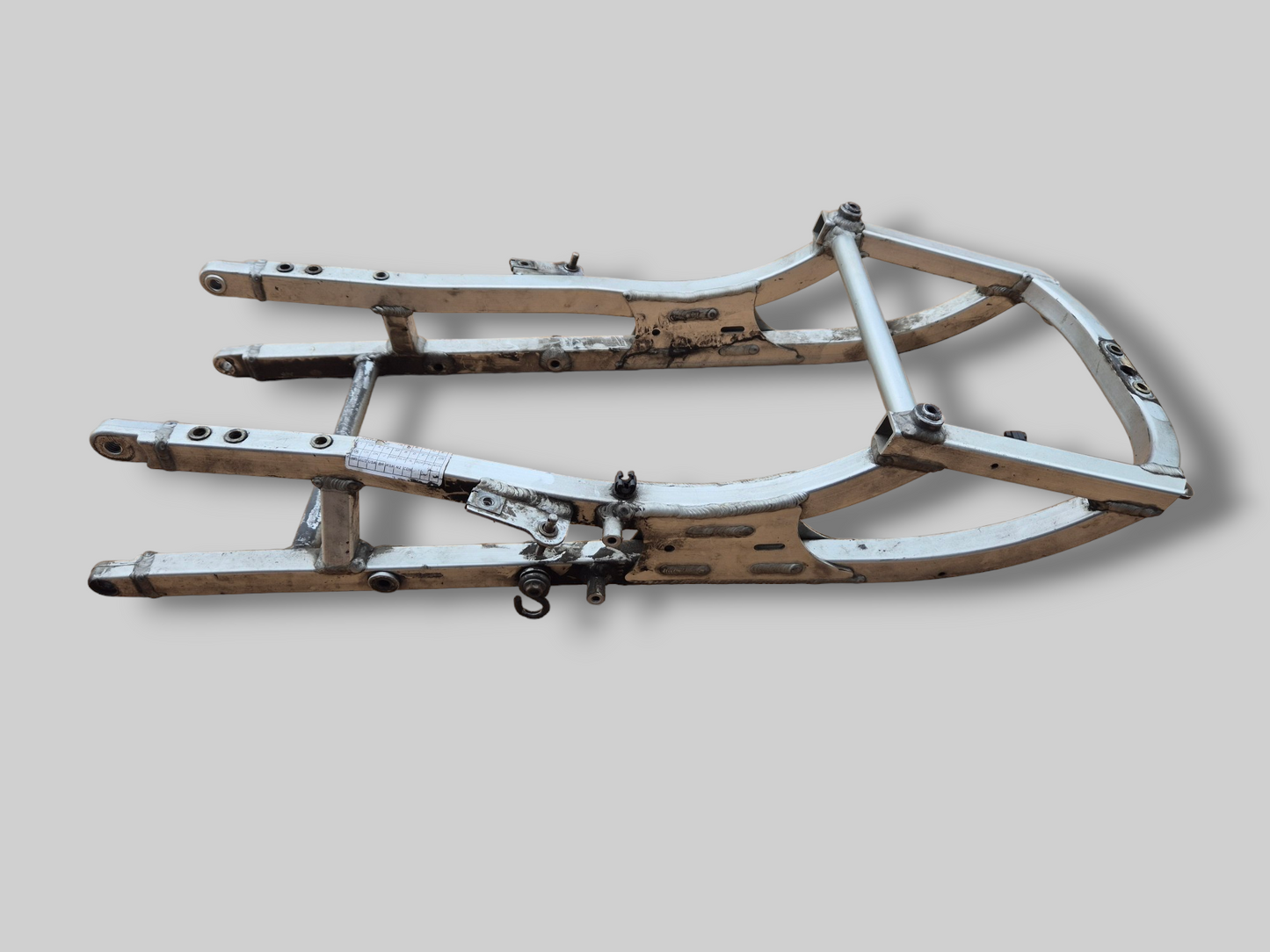 ZADELSTEUN ACHTER SUBFRAME AP8146457 Aprilia RSV Mille 98-03 / Tuono 02-05