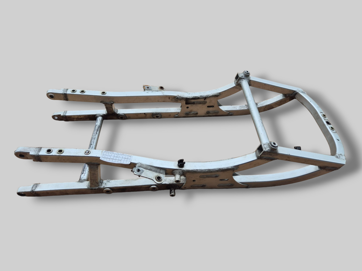 ZADELSTEUN ACHTER SUBFRAME AP8146457 Aprilia RSV Mille 98-03 / Tuono 02-05