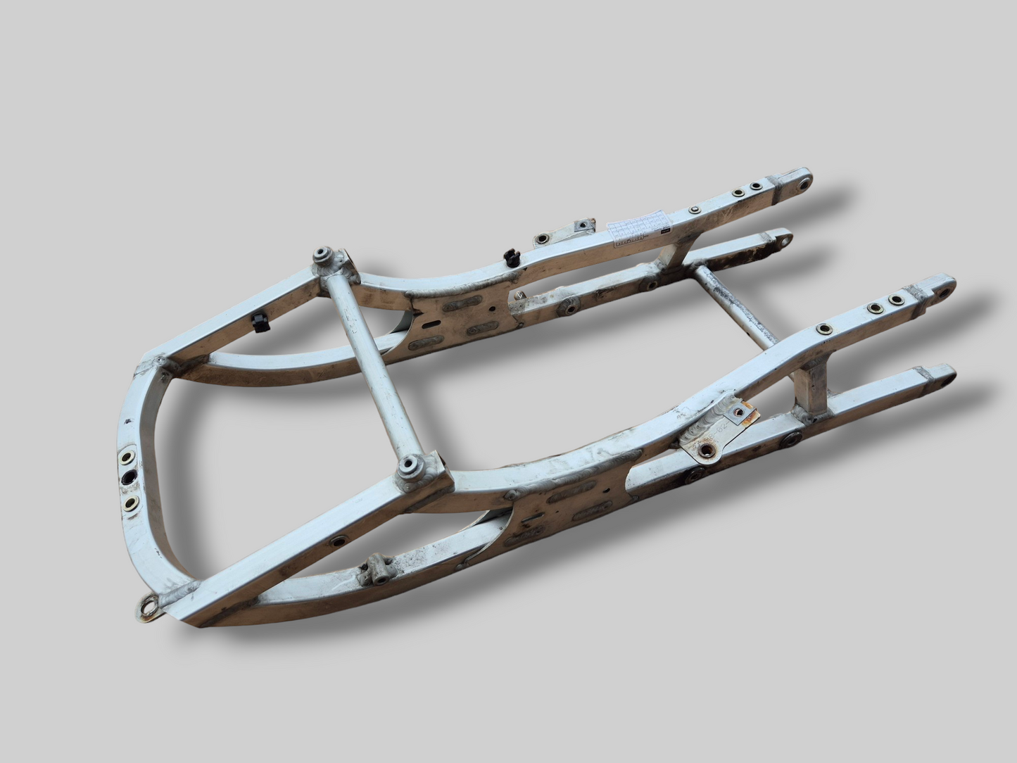 ZADELSTEUN ACHTER SUBFRAME AP8146457 Aprilia RSV Mille 98-03 / Tuono 02-05