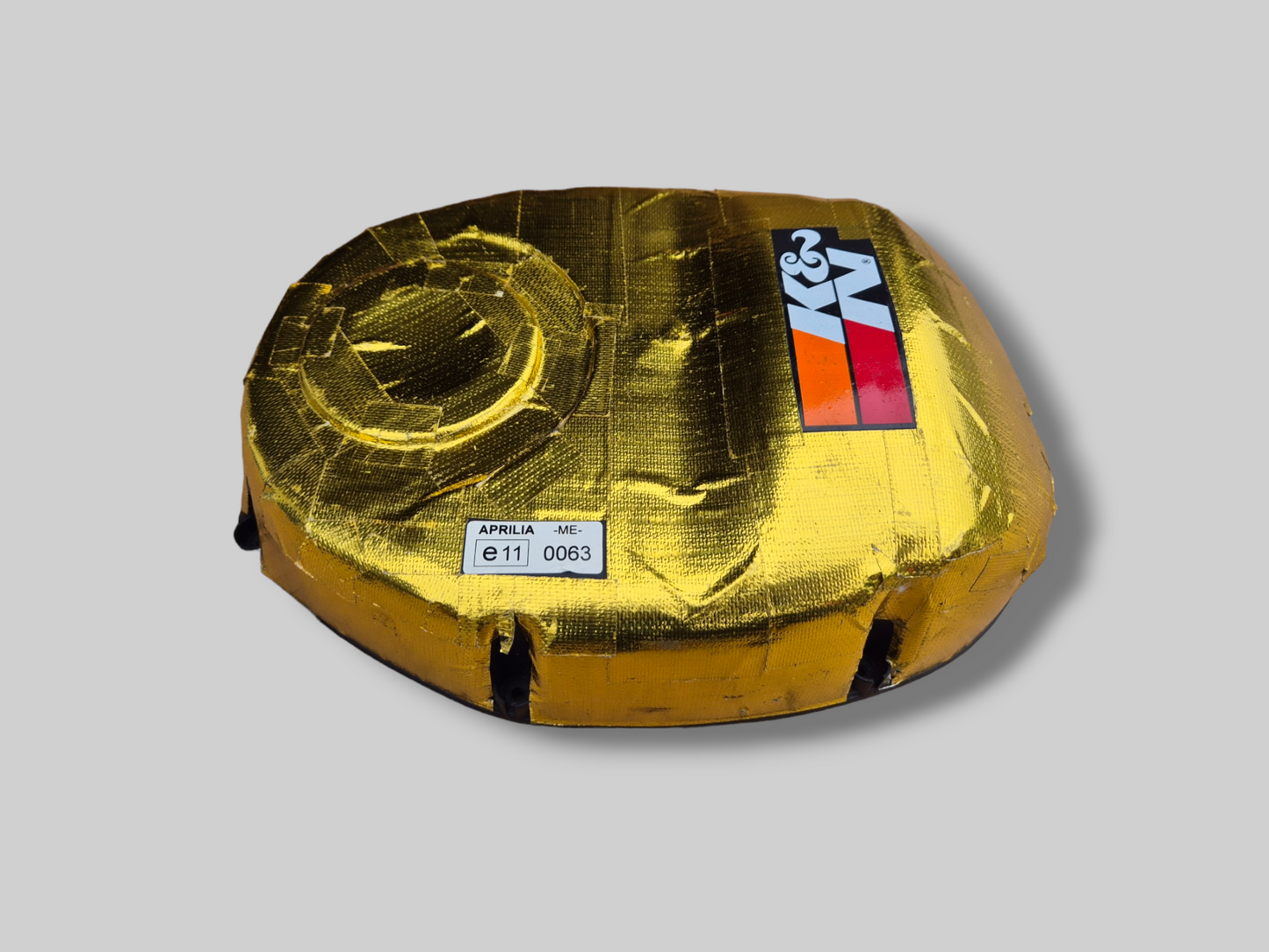 BOVENZIJDE AIRBOX FILTERHUIS AP8148825 Aprilia RSV Mille 01-03 / Tuono 02-05