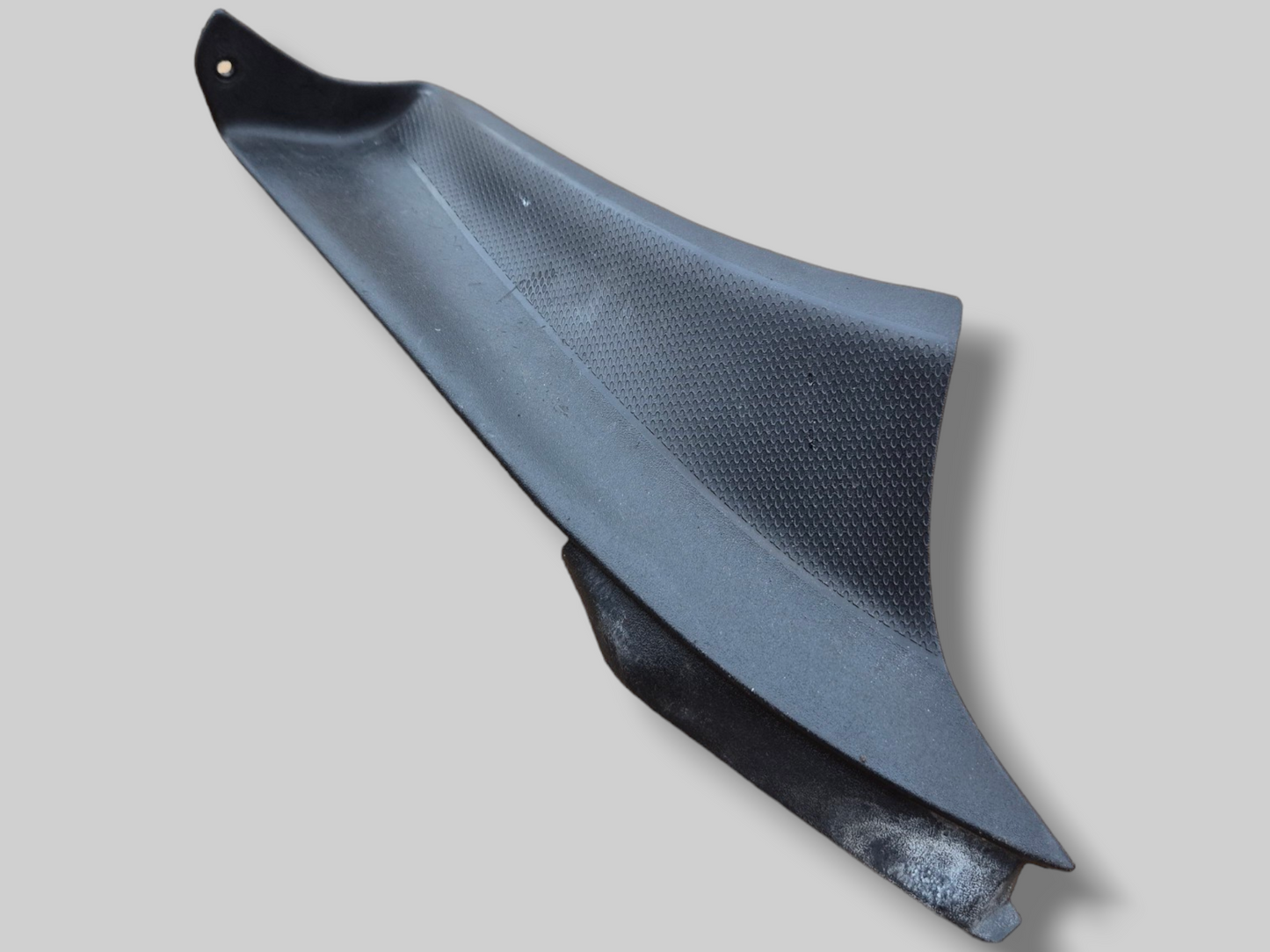 VOORSPATBORD SPATBORD ZWART AP8156254 Aprilia RSV1000R 04-10 / Tuono 1000R 06-10