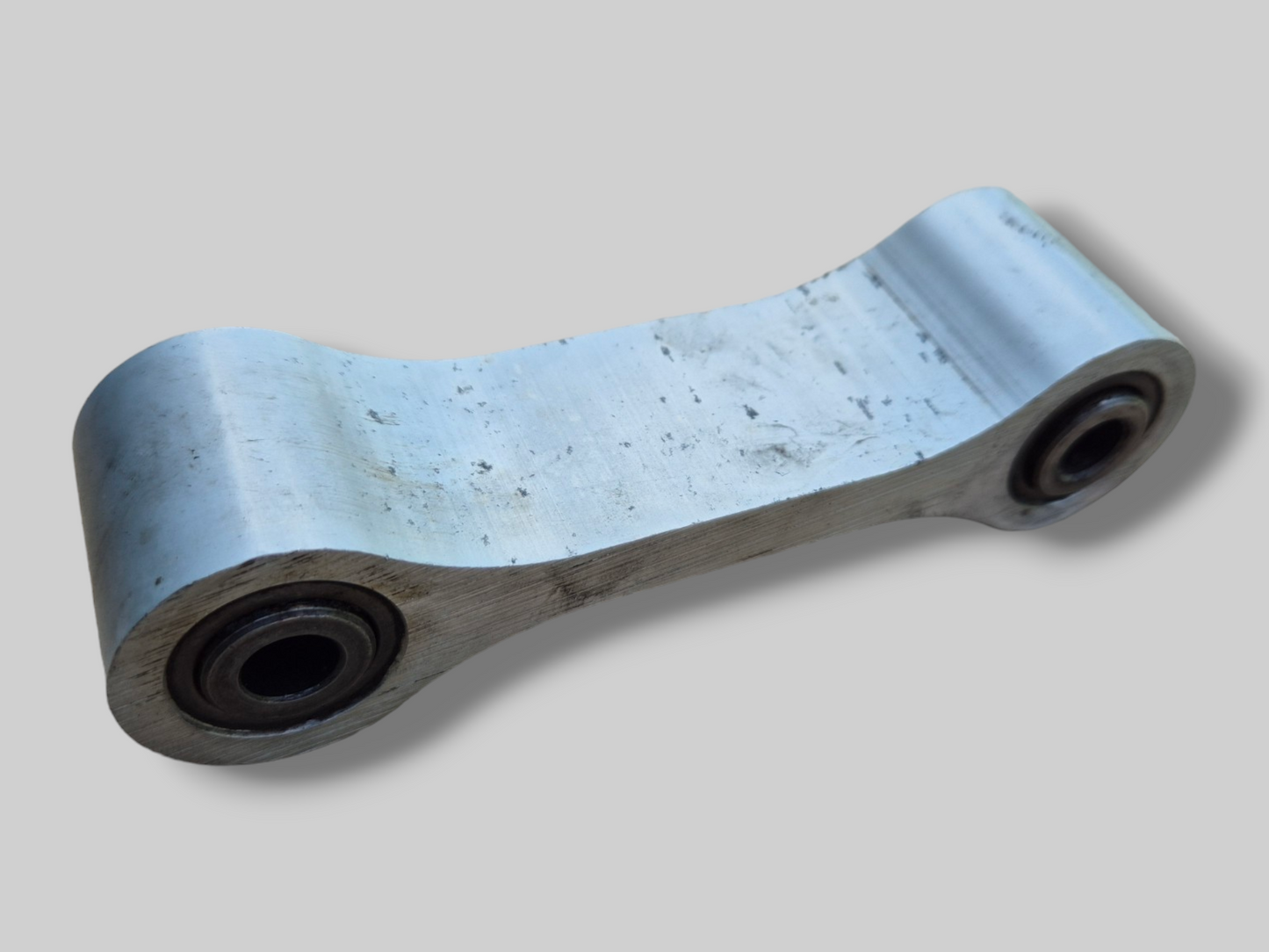 ACHTERSCHOKKOPPELING DOGBONE AP8146340 Aprilia RSV Mille 98-03 / Tuono 02-05