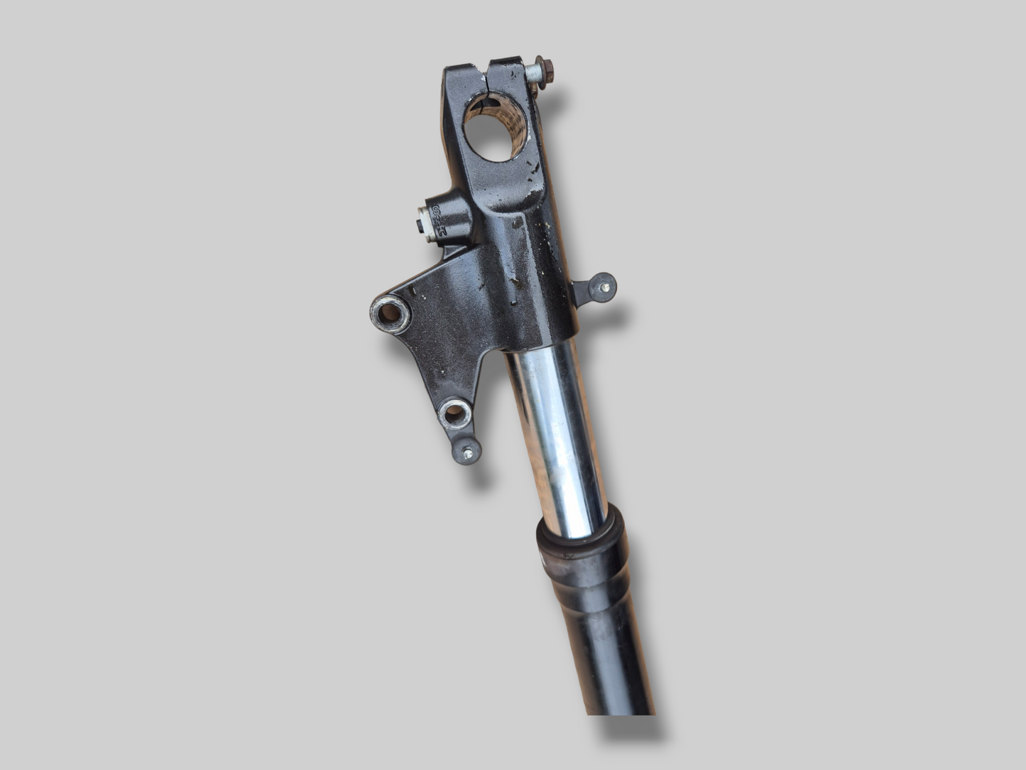 LINKER ZIJVORKPOOT AP8123971 Aprilia RSV Mille 01-03 / Tuono 02-05