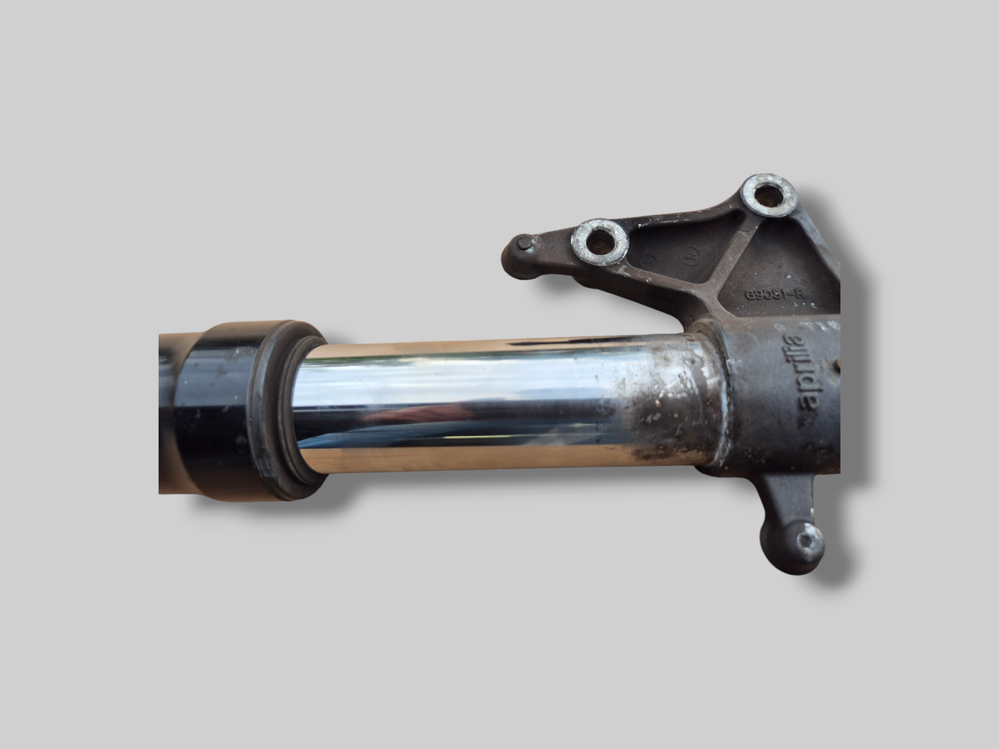VORKPOOT RECHTER AP8123970 Aprilia RSV Mille 01-03 / Tuono 02-05