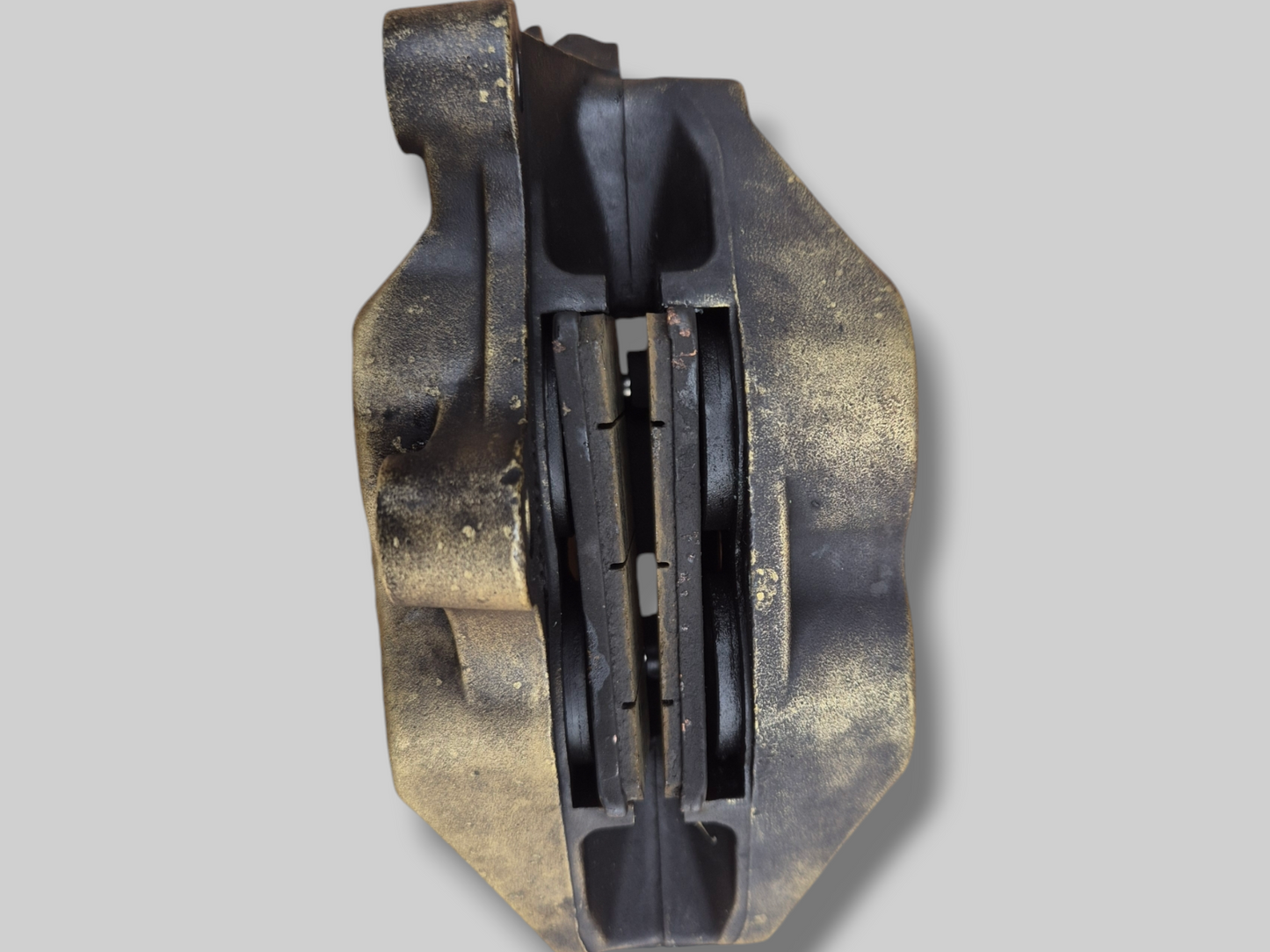 REMKLAUW LINKSVOOR BREMBO P4 GOUD AP8113971 Aprilia RSV Mille 98-03 / Tuono 02-05