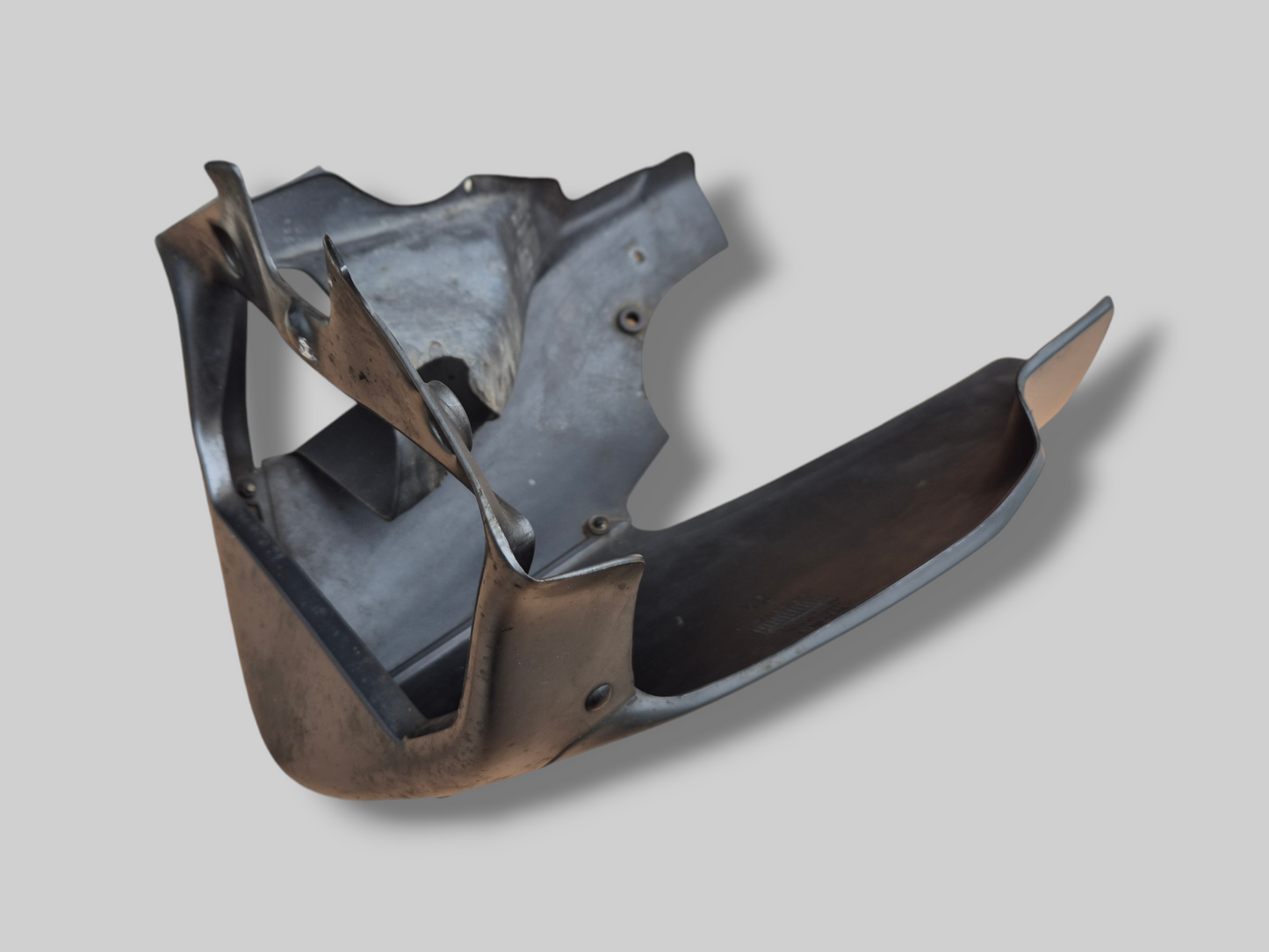 BELLYPAN GLANZEND ZWART AP8168435 AP8168434 Aprilia RSV Mille 1998-2003