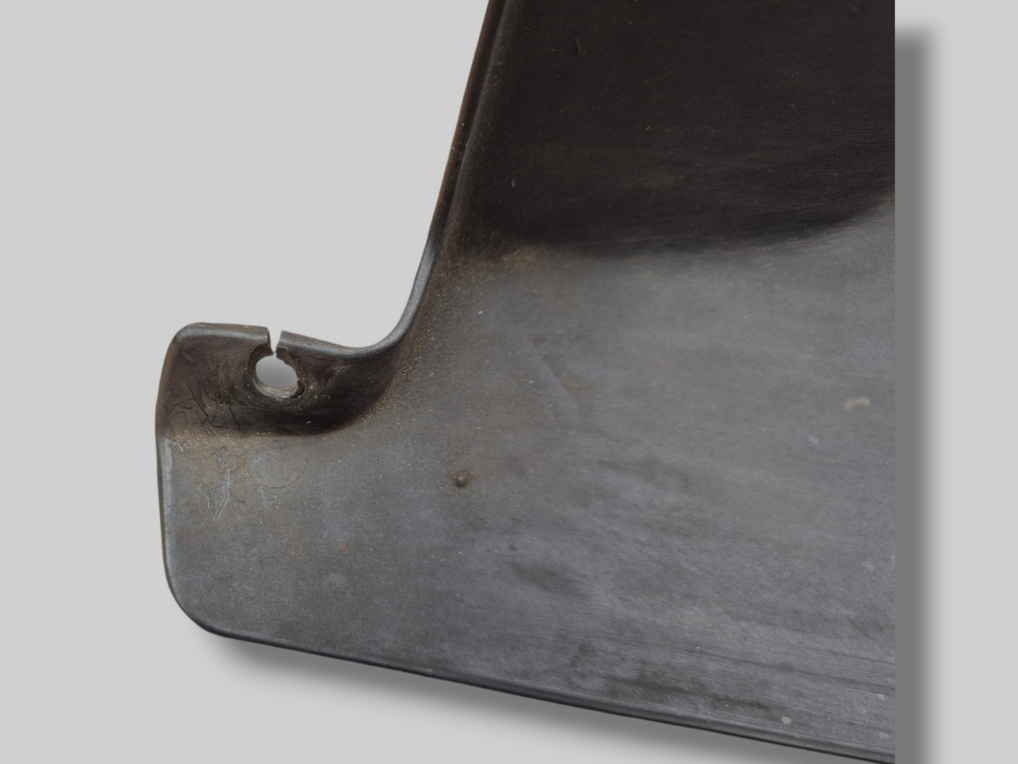 BELLYPAN GLANZEND ZWART AP8168435 AP8168434 Aprilia RSV Mille 1998-2003