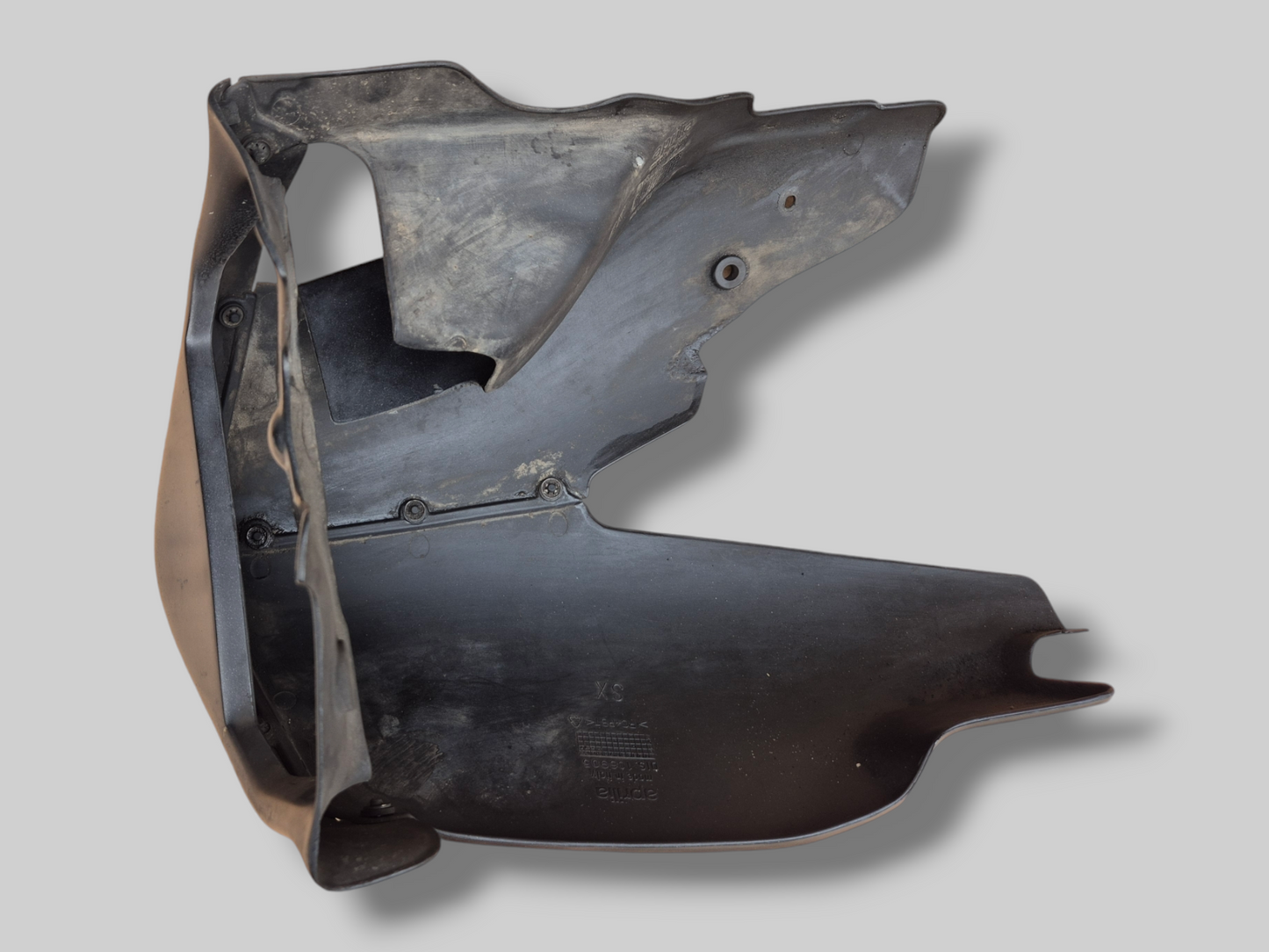 BELLYPAN GLANZEND ZWART AP8168435 AP8168434 Aprilia RSV Mille 1998-2003