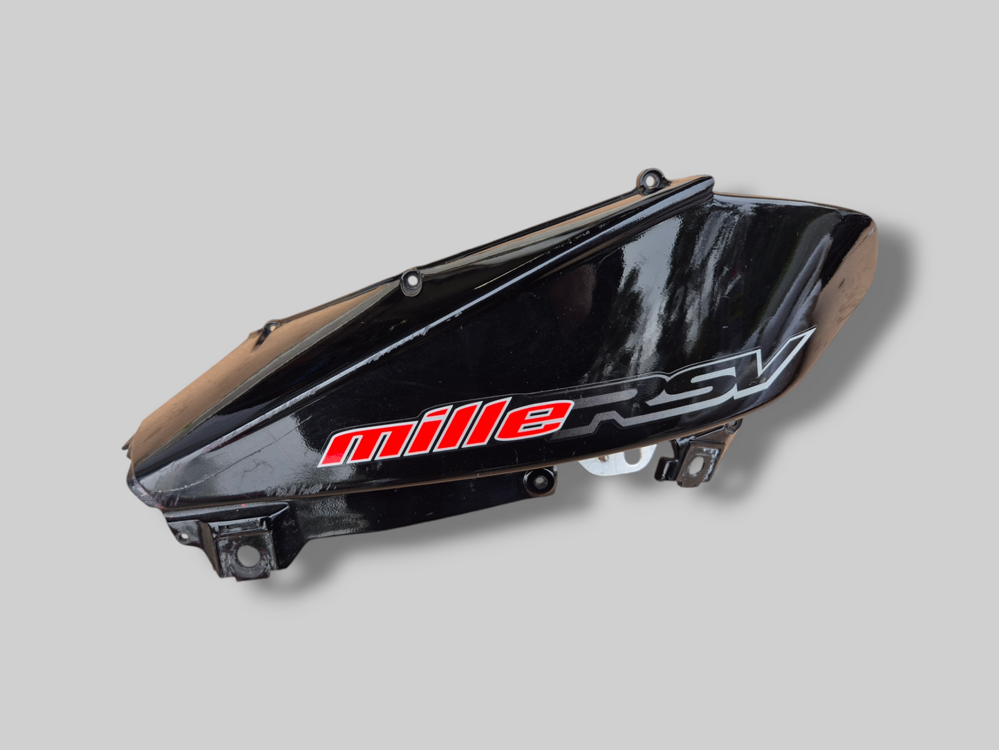 RECHTERKANT BUITENLUCHTINLAATKANAAL NEP CARBON GEDIPPT AP8139416 Aprilia RSV Mille 1998-2003