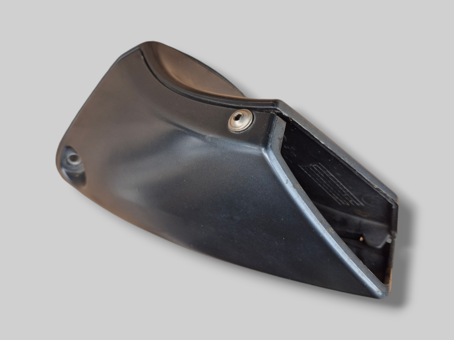 RECHTERKANT BUITENLUCHTINLAATKANAAL NEP CARBON GEDIPPT AP8139416 Aprilia RSV Mille 1998-2003