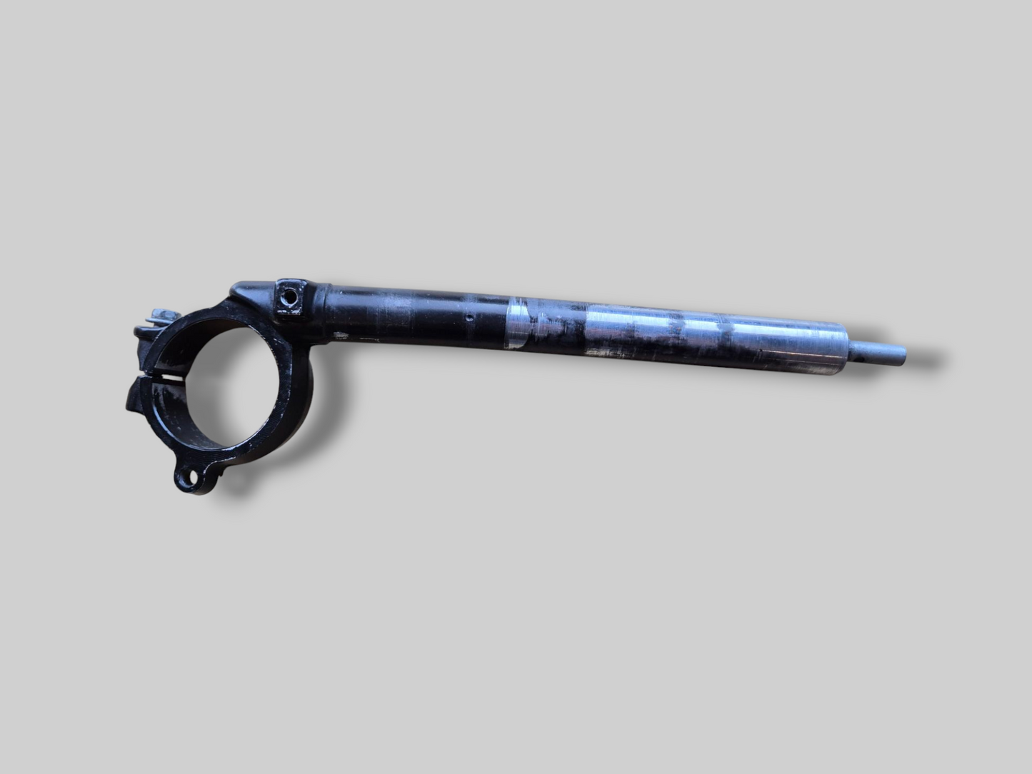 RECHTERKANT 54 mm STUURCLIP-ON AP8118592 Aprilia RSV Mille 98-03