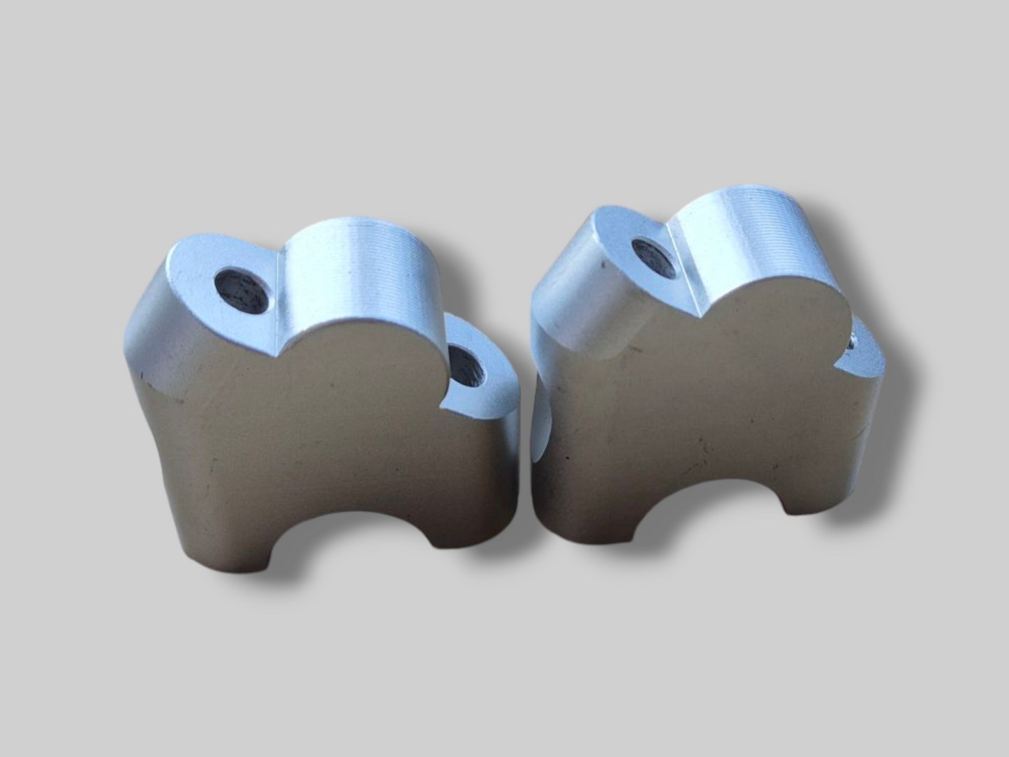 CÔTÉ DROIT 54mm GUIDON CLIP-ON AP8118592 Aprilia RSV Mille 98-03