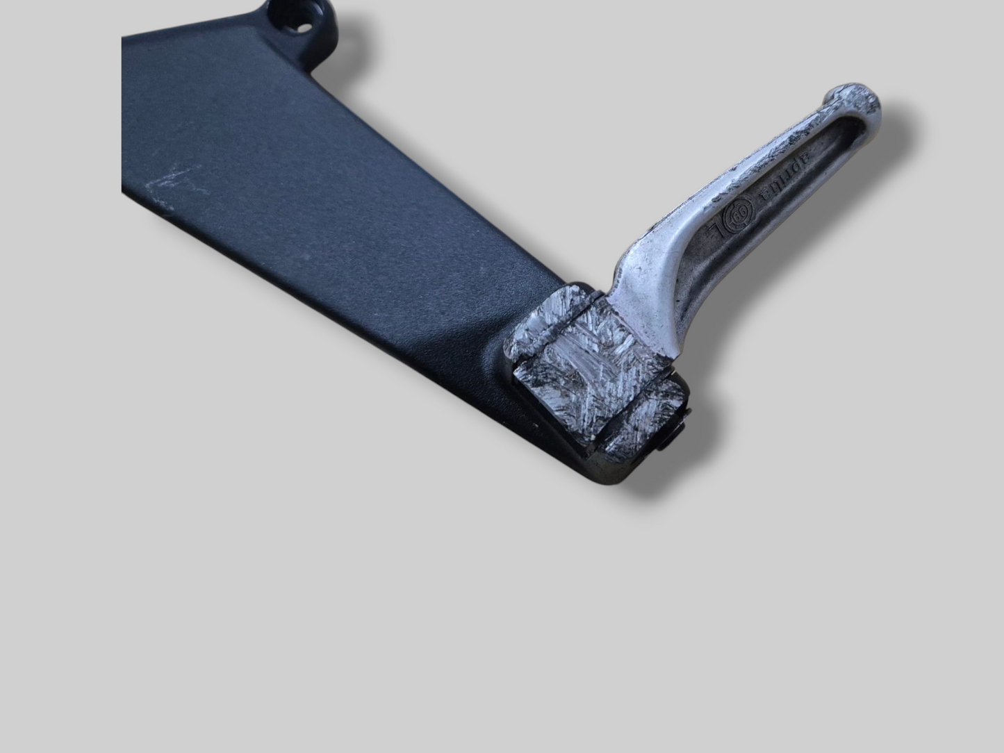 PASSENGER LEFT FOOTREST SUPPORT AP8146385 Aprilia RSV Mille 98-03 / Tuono 02-05