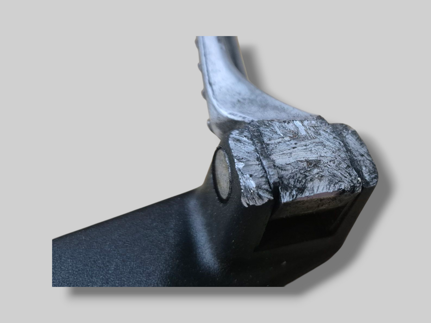 PASSENGER LEFT FOOTREST SUPPORT AP8146385 Aprilia RSV Mille 98-03 / Tuono 02-05