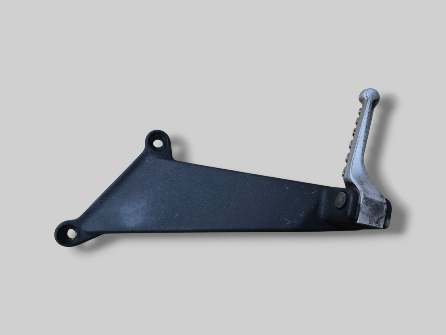PASSAGIERS VOETSTEUNSTEUN LINKS AP8146385 Aprilia RSV Mille 98-03 / Tuono 02-05