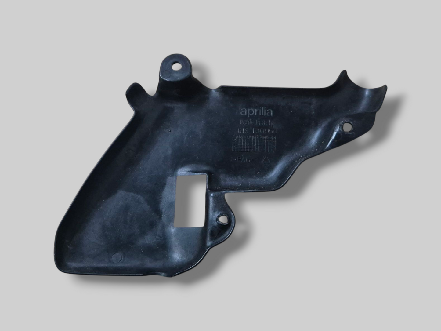 KOELVLOEISTOFDEKSEL DIS109728 AP8178779 Aprilia RSV Tuono 1000R 06-10